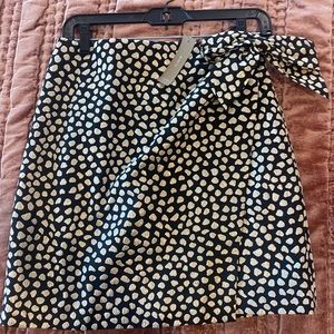 JCrew Black/Gold Metallic skirt with bow